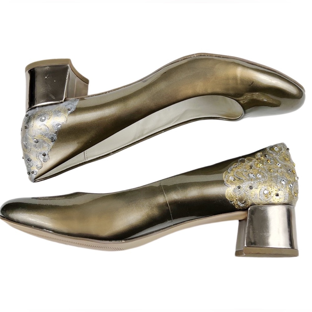 Anne Klein Hand Painted Gold Metallic Patent Leather Pumps Size 9